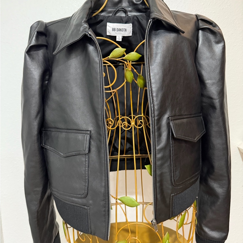 BB Dakota Women's Sleek Black Leather Jacket